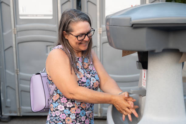 Best Portable toilet rental cost  in Tyndall, SD